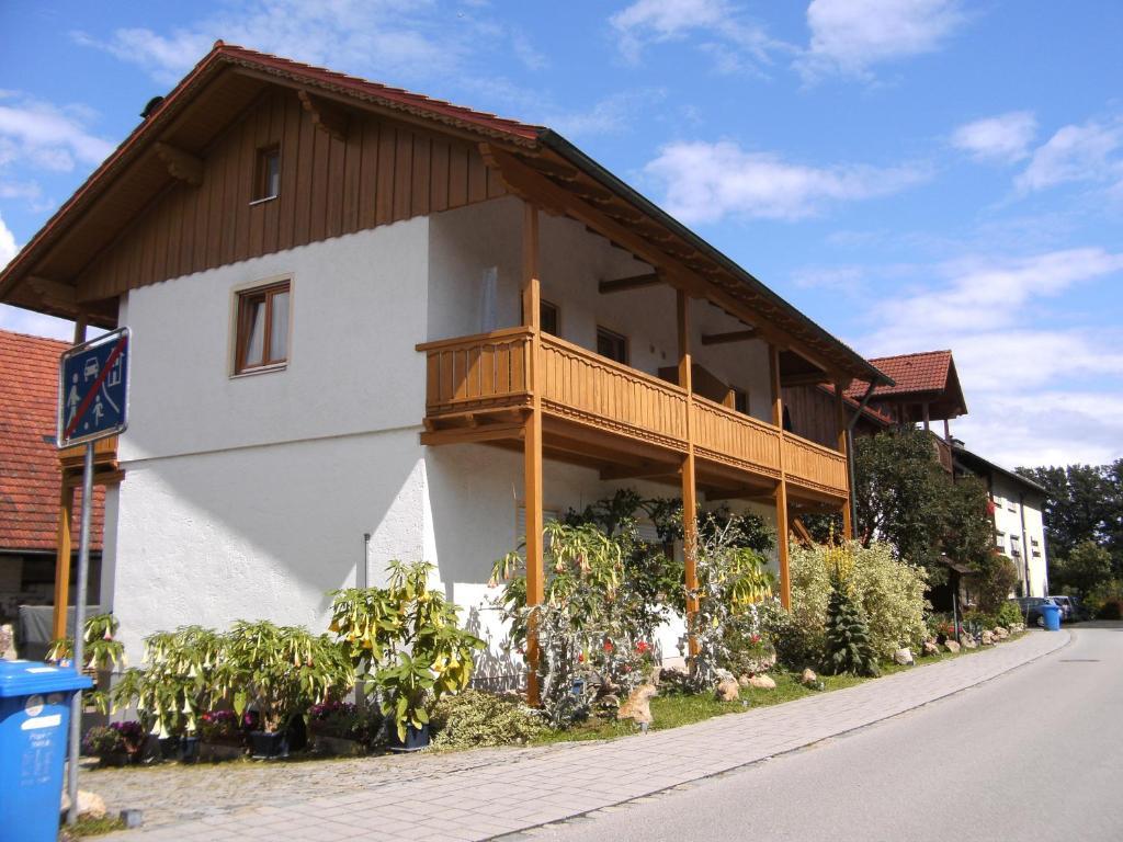 Appartementhaus Elisabeth Winklhofer Bad Fussing Bagian luar foto
