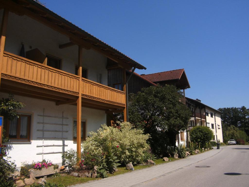 Appartementhaus Elisabeth Winklhofer Bad Fussing Bagian luar foto